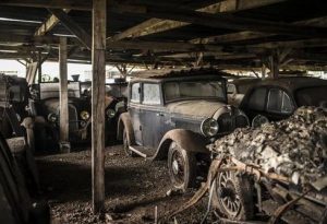 6 ukrytych miejsc ze starymi samochodami